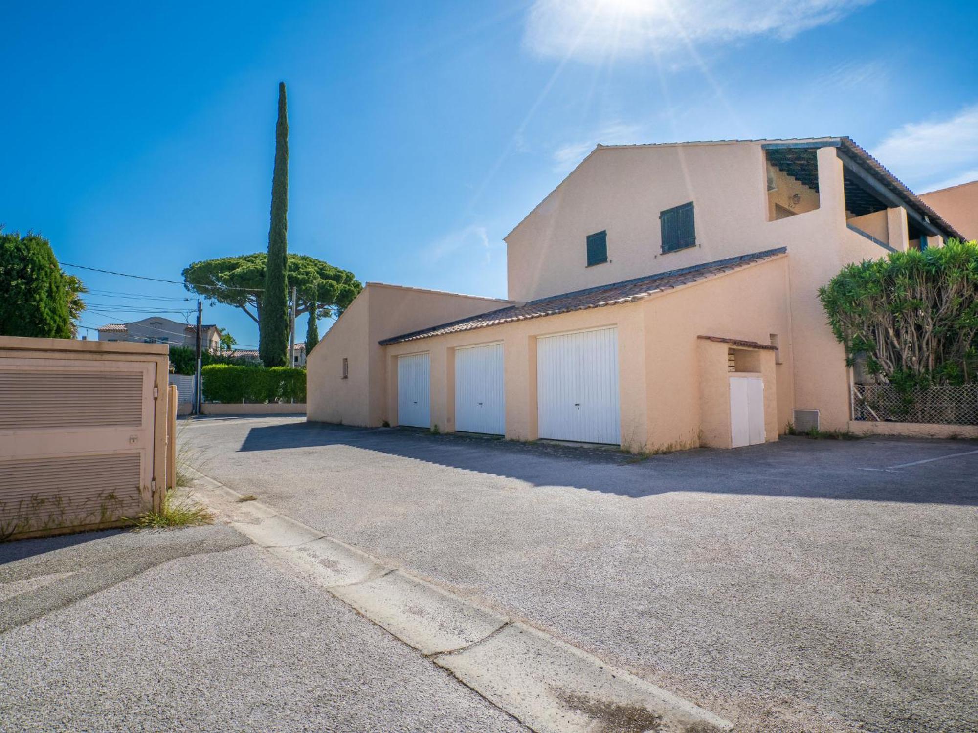Le Weekend By Interhome La Madrague